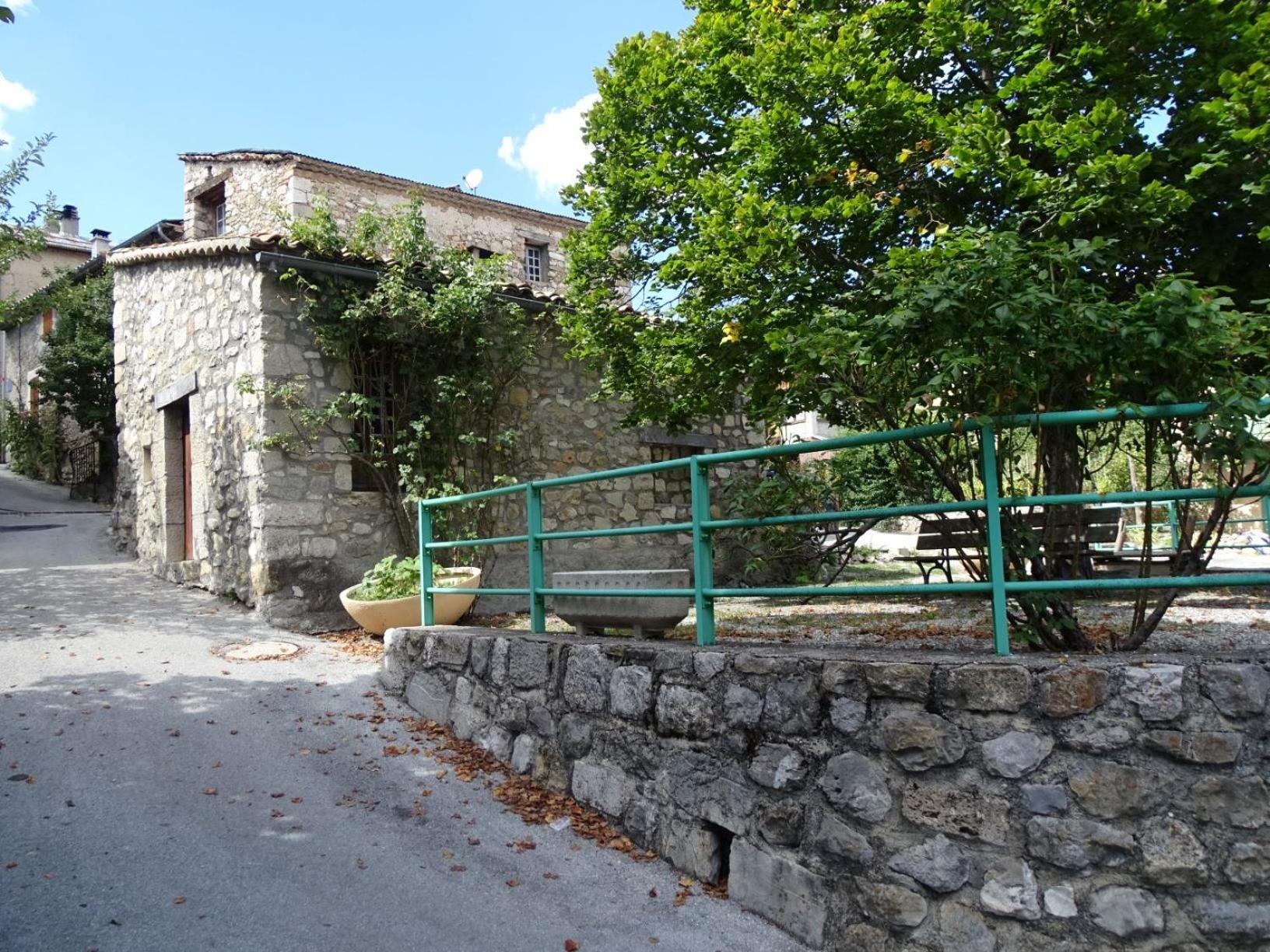 La Fischaumiere Bed & Breakfast Soleilhas Exterior foto
